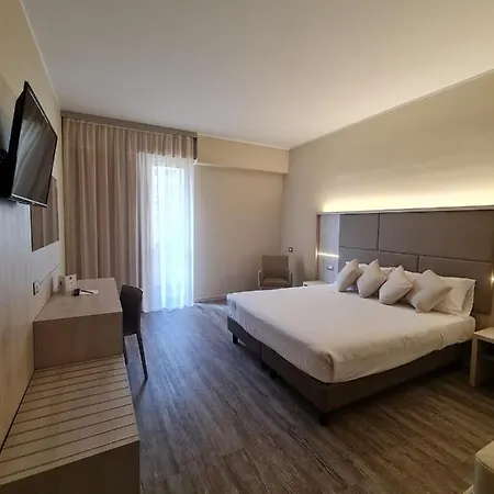 Jr Gate 7 Bologna 4*