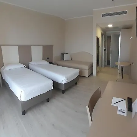 ホテル Jr Gate 7 Bologna カルデラーラ・ディ・レーノ