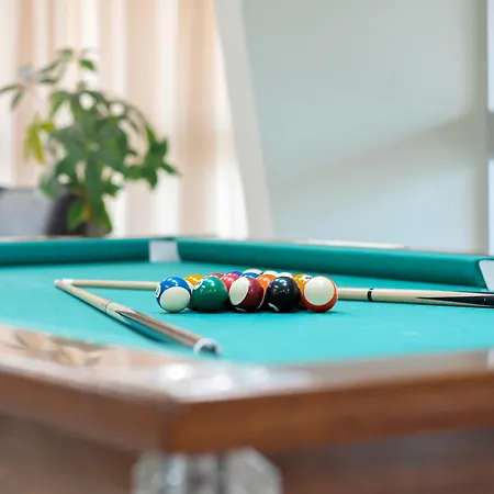 Jr Gate 7 Bologna 4* カルデラーラ・ディ・レーノ