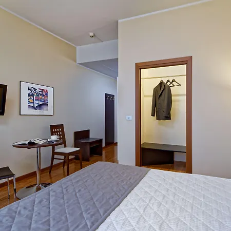 ホテル Jr Gate 7 Bologna カルデラーラ・ディ・レーノ