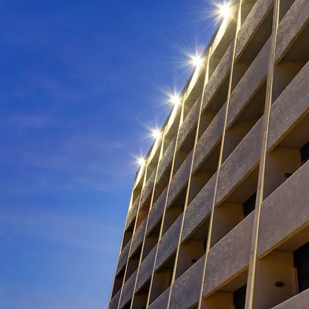 Hotel Jr Gate 7 Bologna 4*