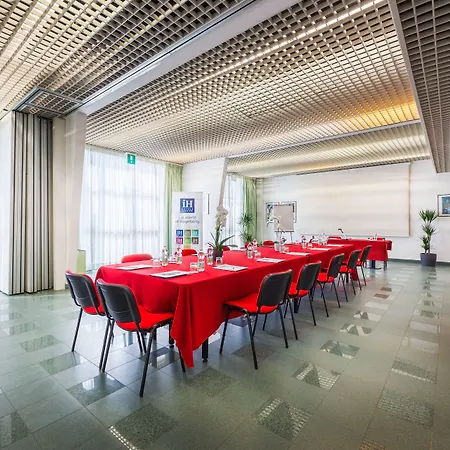 ホテル Jr Gate 7 Bologna カルデラーラ・ディ・レーノ