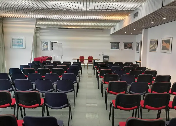 Jr Gate 7 Bologna Otel Calderara di Reno