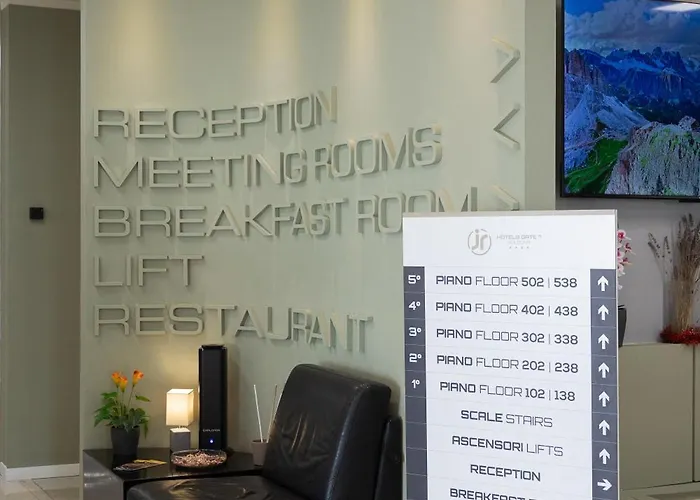 Jr Gate 7 Bologna 4*