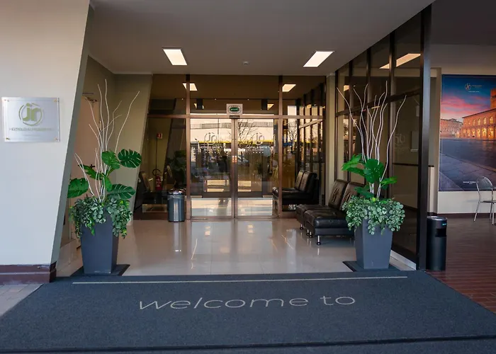 Jr Gate 7 Bologna Hotel