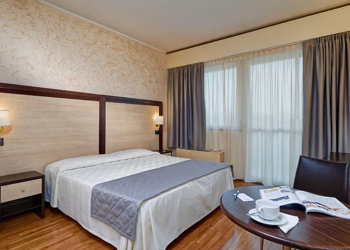 Jr Gate 7 Bologna Hotel 4*