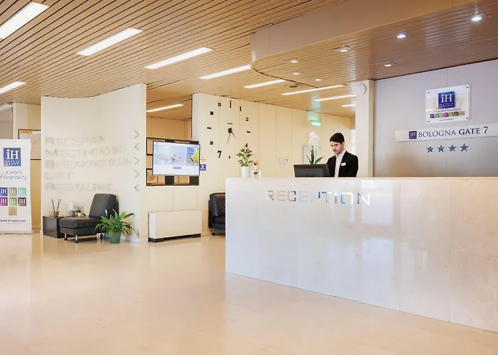 Jr Gate 7 Bologna 4*