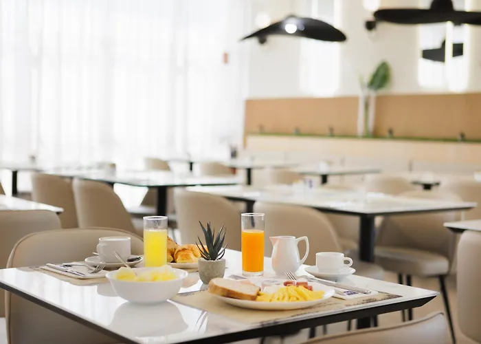 Jr Gate 7 Bologna Otel 4*