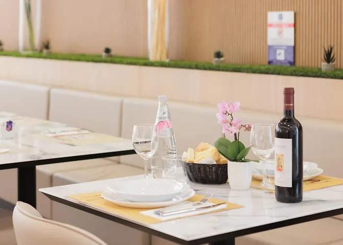 Jr Gate 7 Bologna 4*